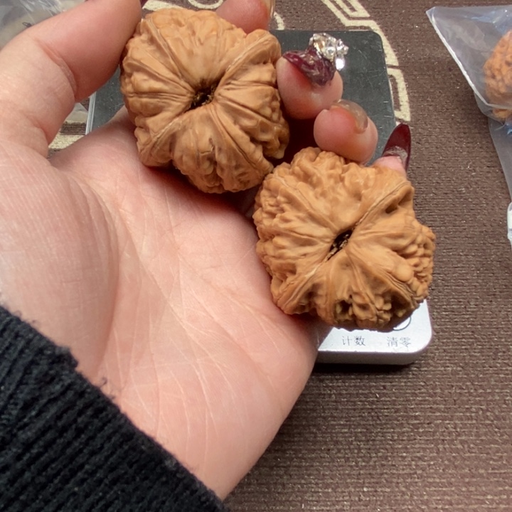 文玩核桃吊坠元宝全品