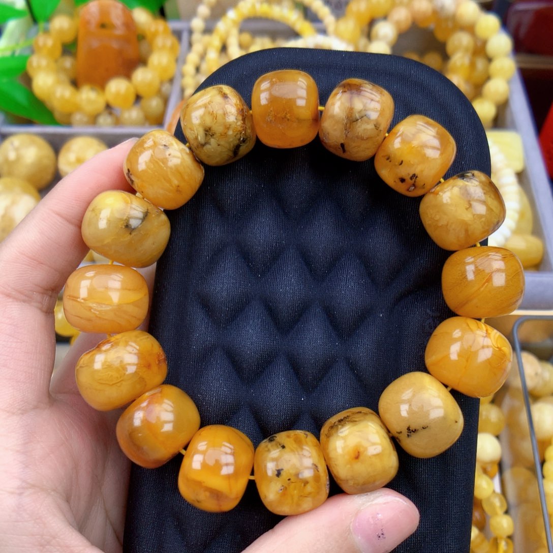 琥珀未镶嵌珠宝奇石17.6