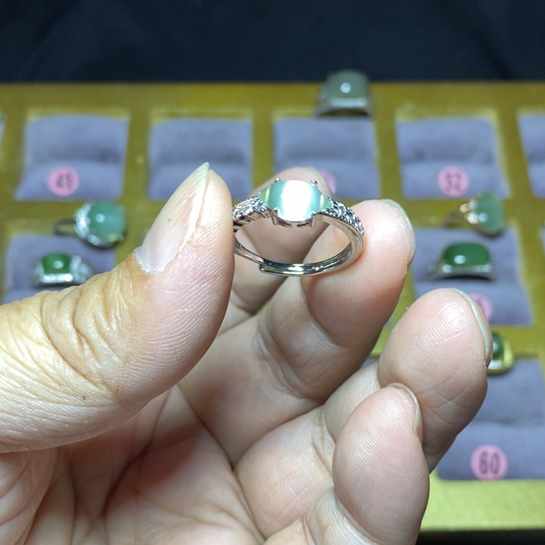 和田玉（碧玉）戒指未镶嵌