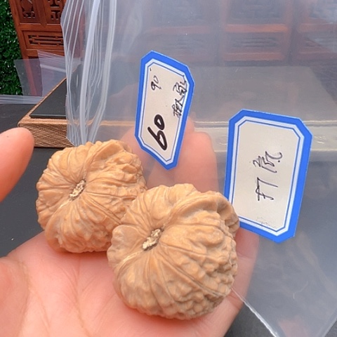 文玩核桃吊坠林**大南瓜