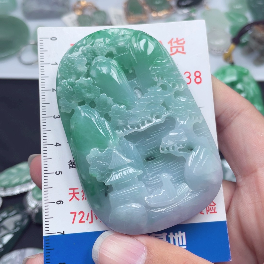 翡翠颈饰未镶嵌9585.88888