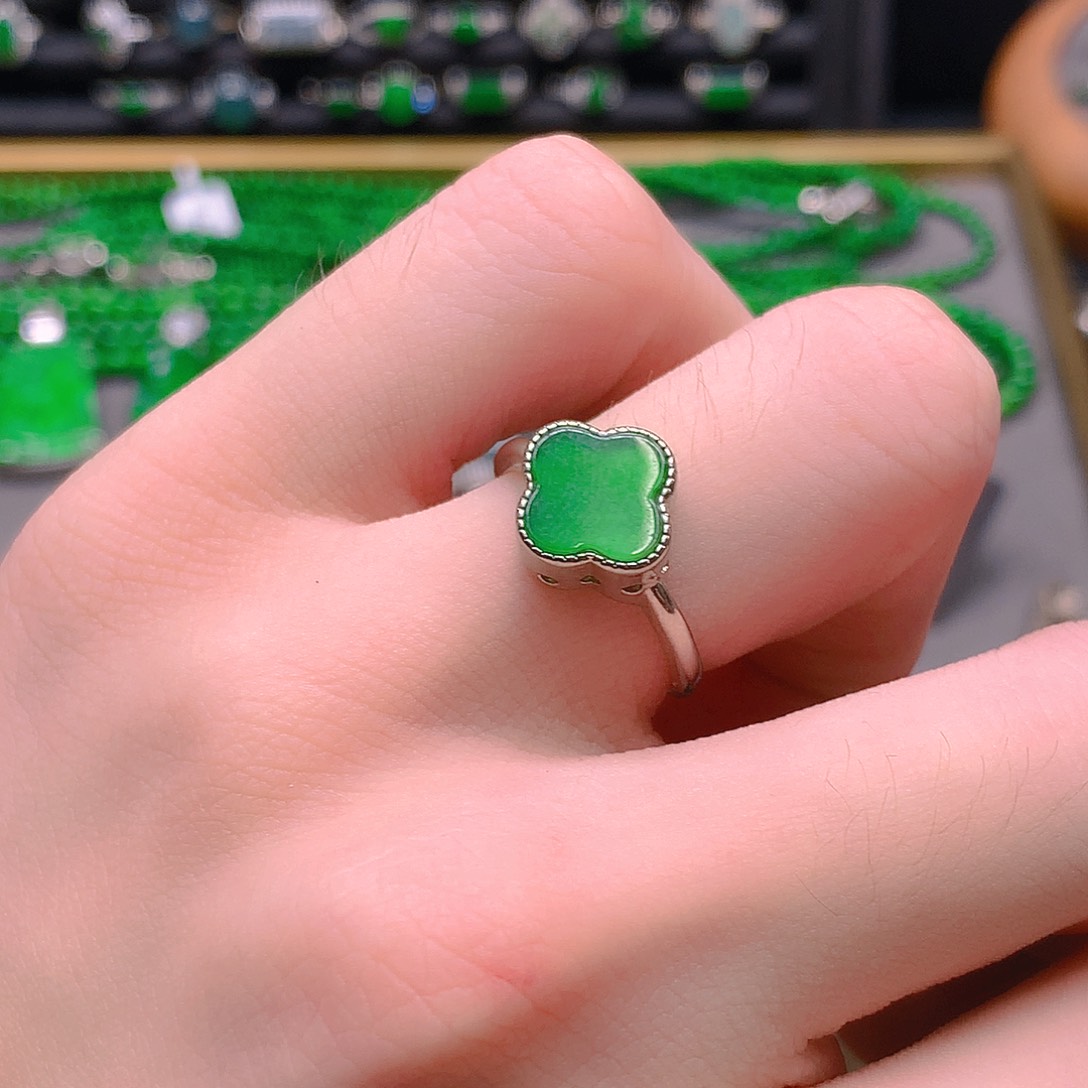 未镶嵌手链翡翠天然