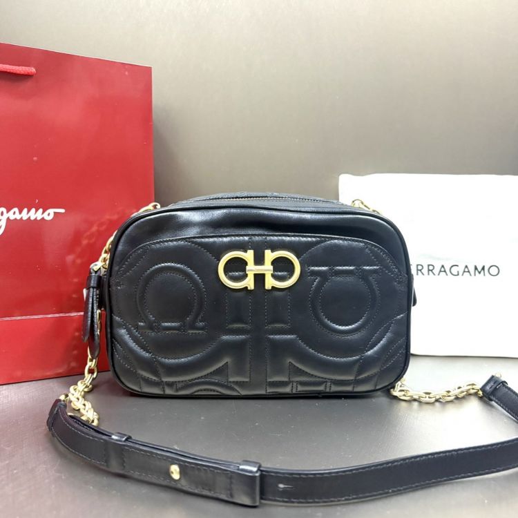 95新/菲拉格慕/C5433726704/[MQR1202B0002]