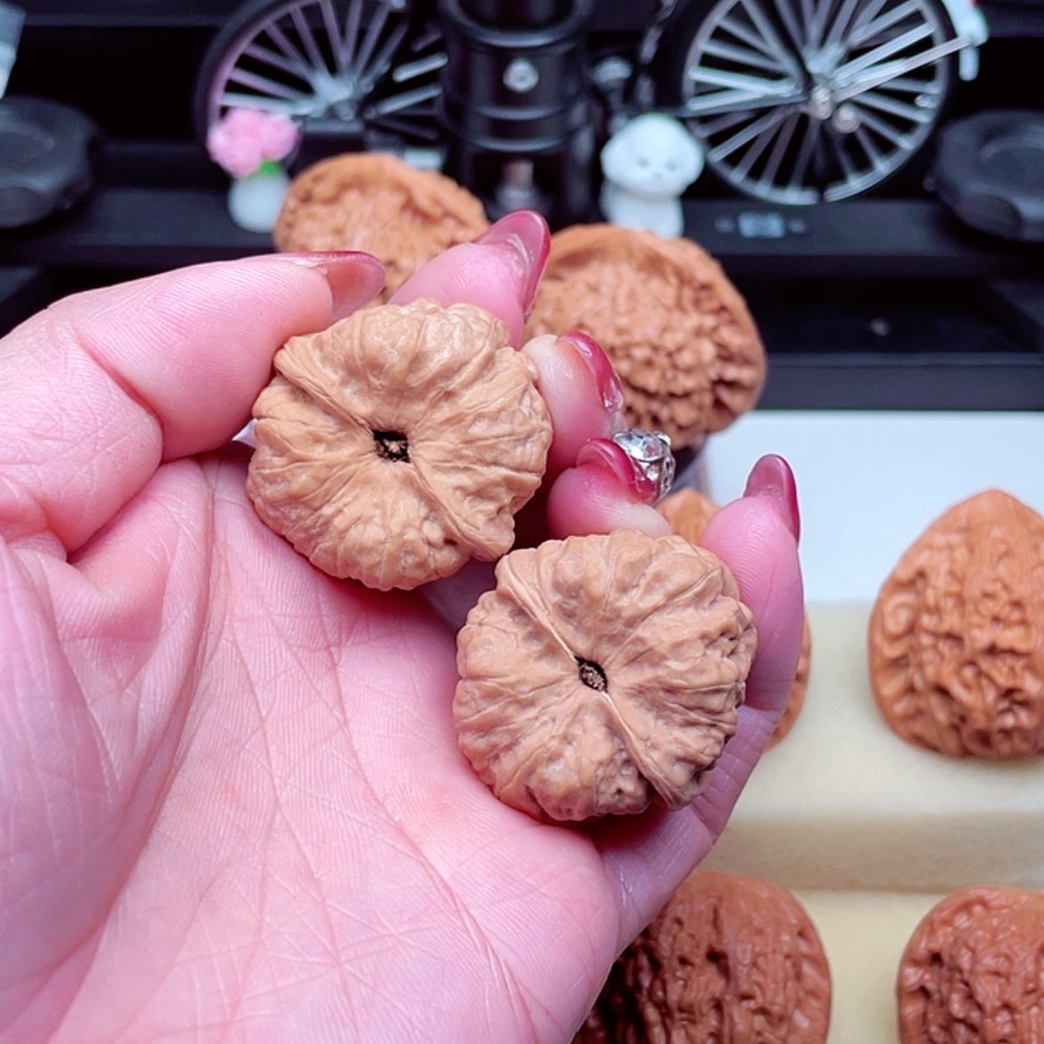 【闪购商品】吊坠桃核阿****果蛤蟆手捻