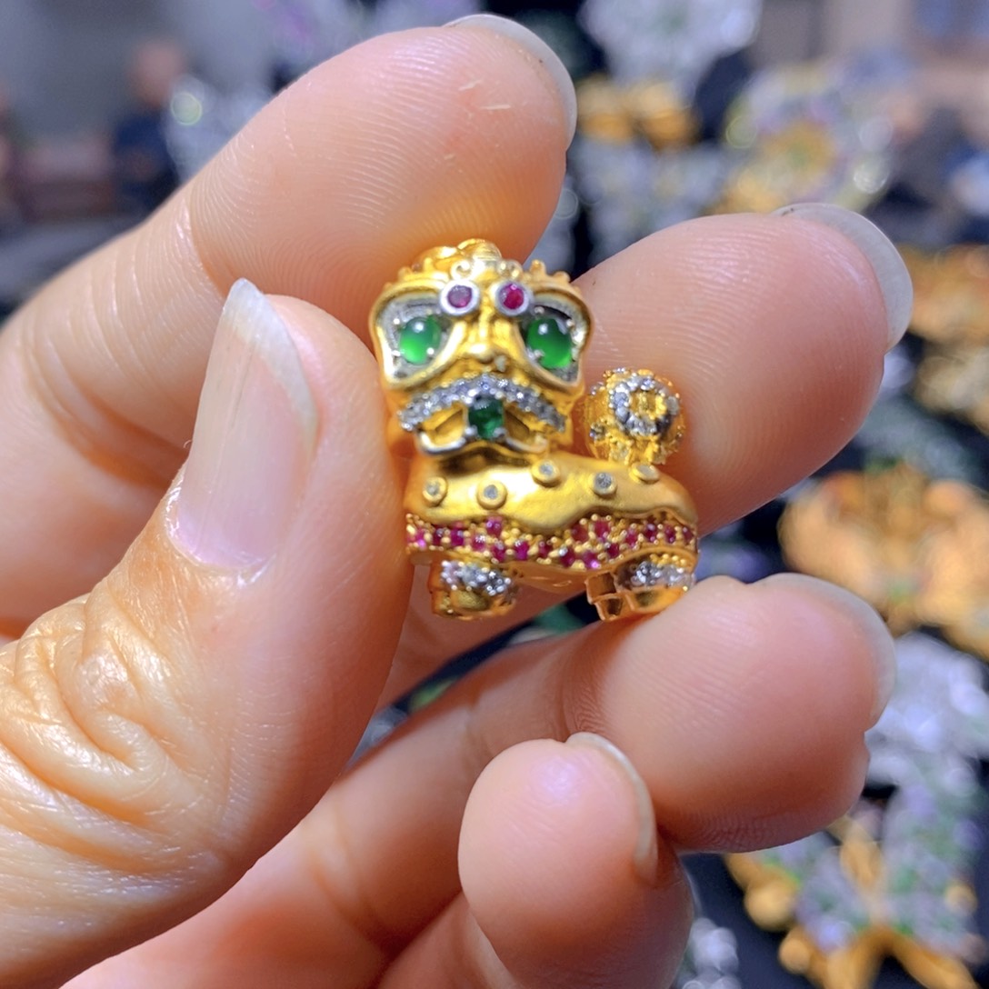 翡翠耳钉银S925镶嵌天然翡翠