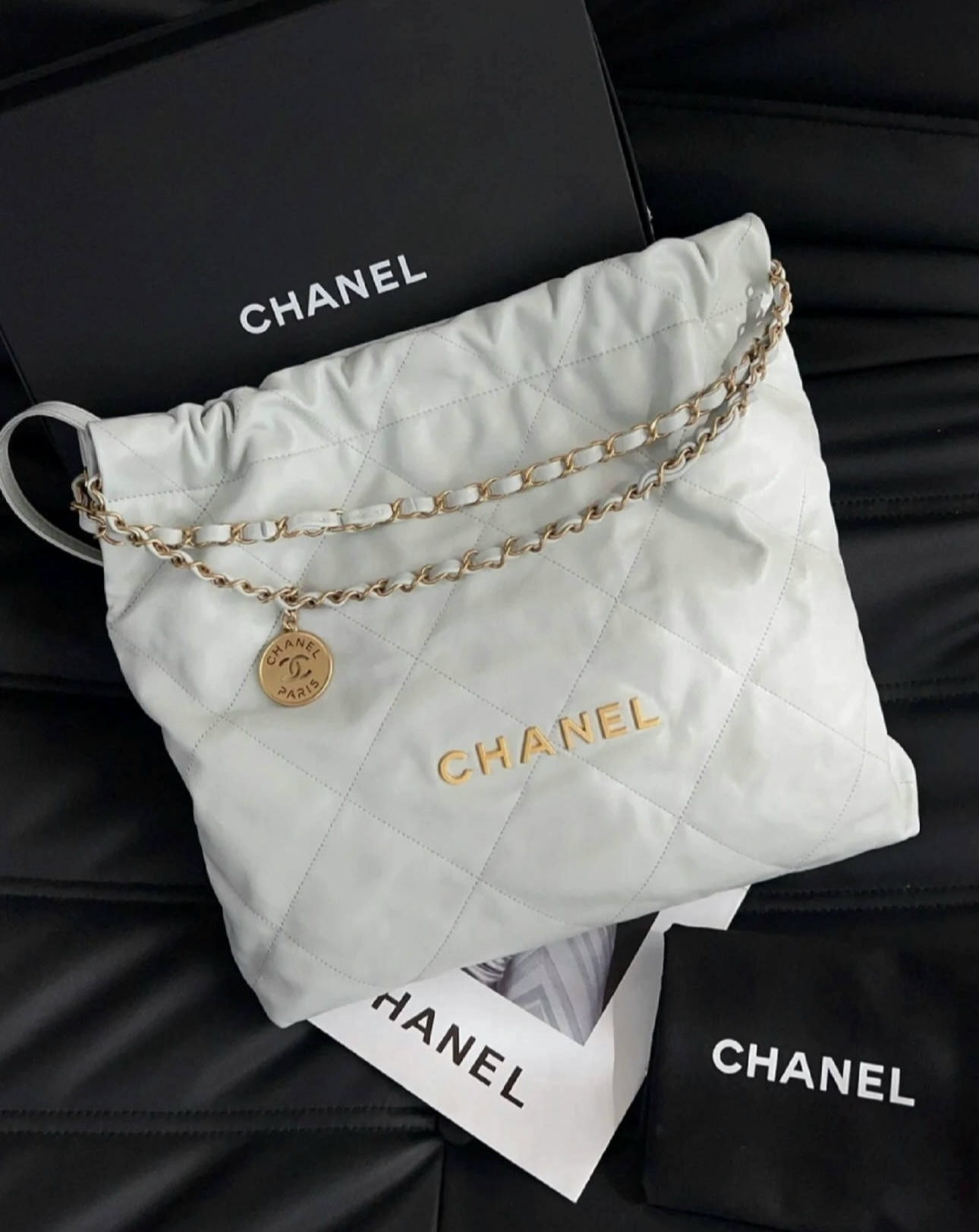 99新 Chanel/香奈儿 5167 白金22bag带子包中号单肩包芯片款