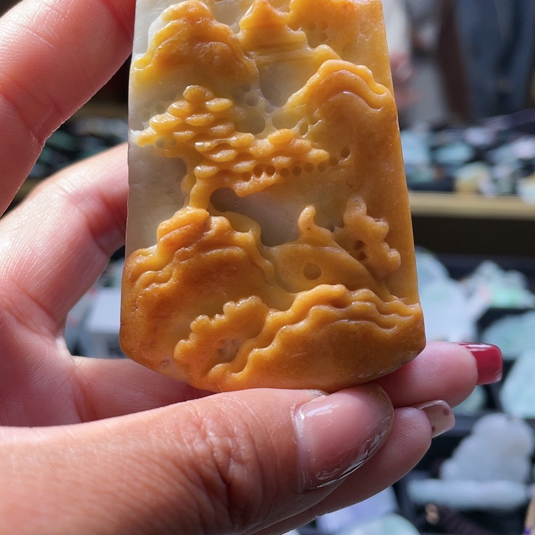 翡翠颈饰未镶嵌一个