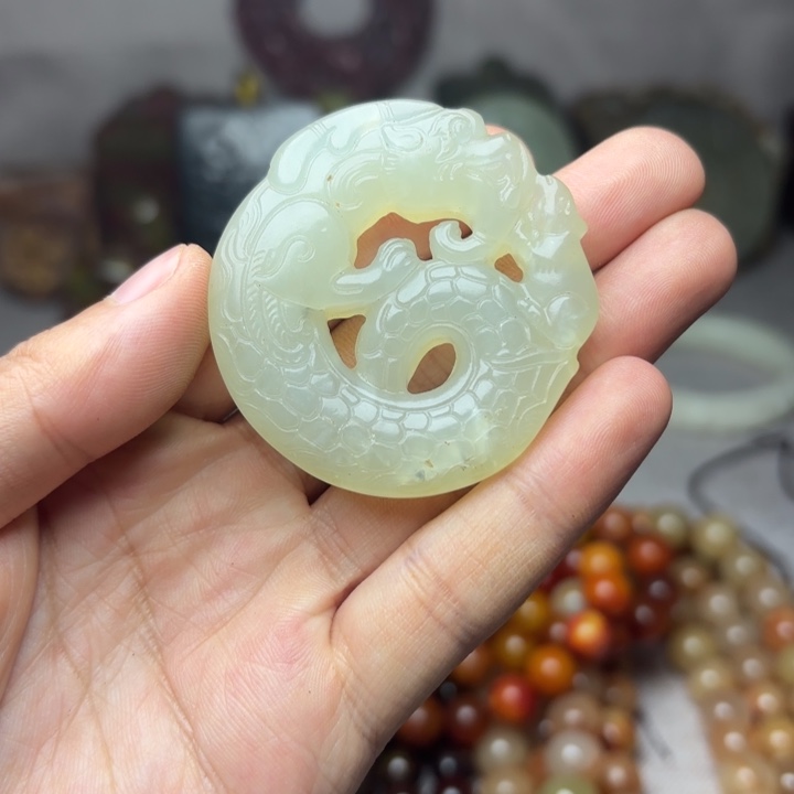 白玉菩提吊坠———-