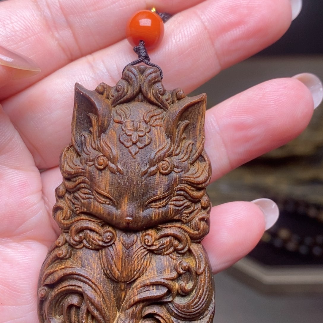 沉香木手串越南芽庄紫棋玉化吊坠