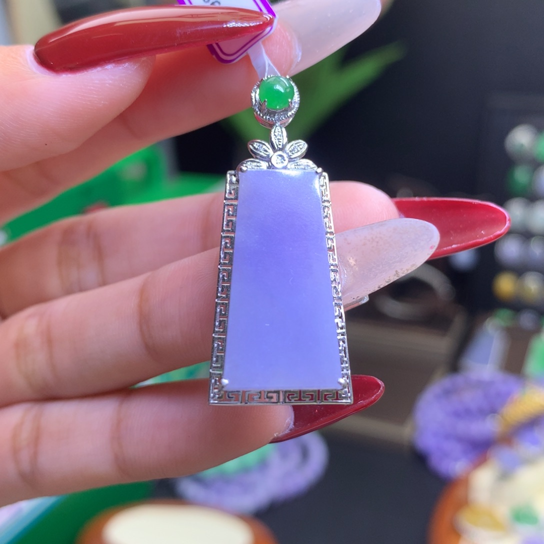 翡翠颈饰18K金镶嵌天然