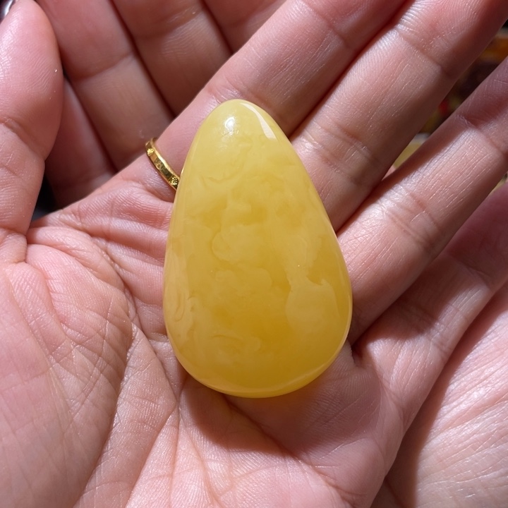 琥珀吊坠(不含链)未镶嵌