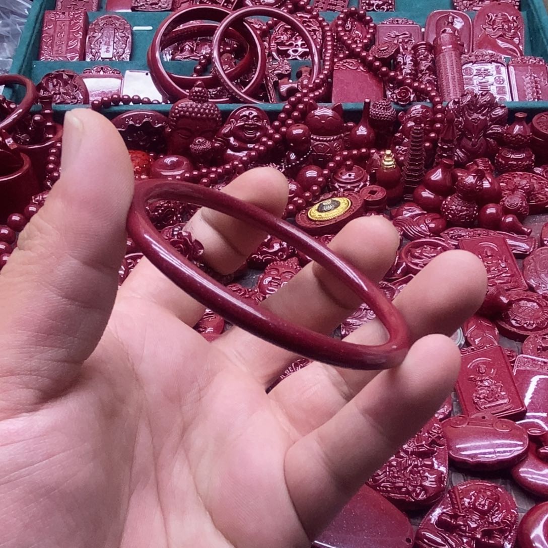 天然辰砂手镯朱砂