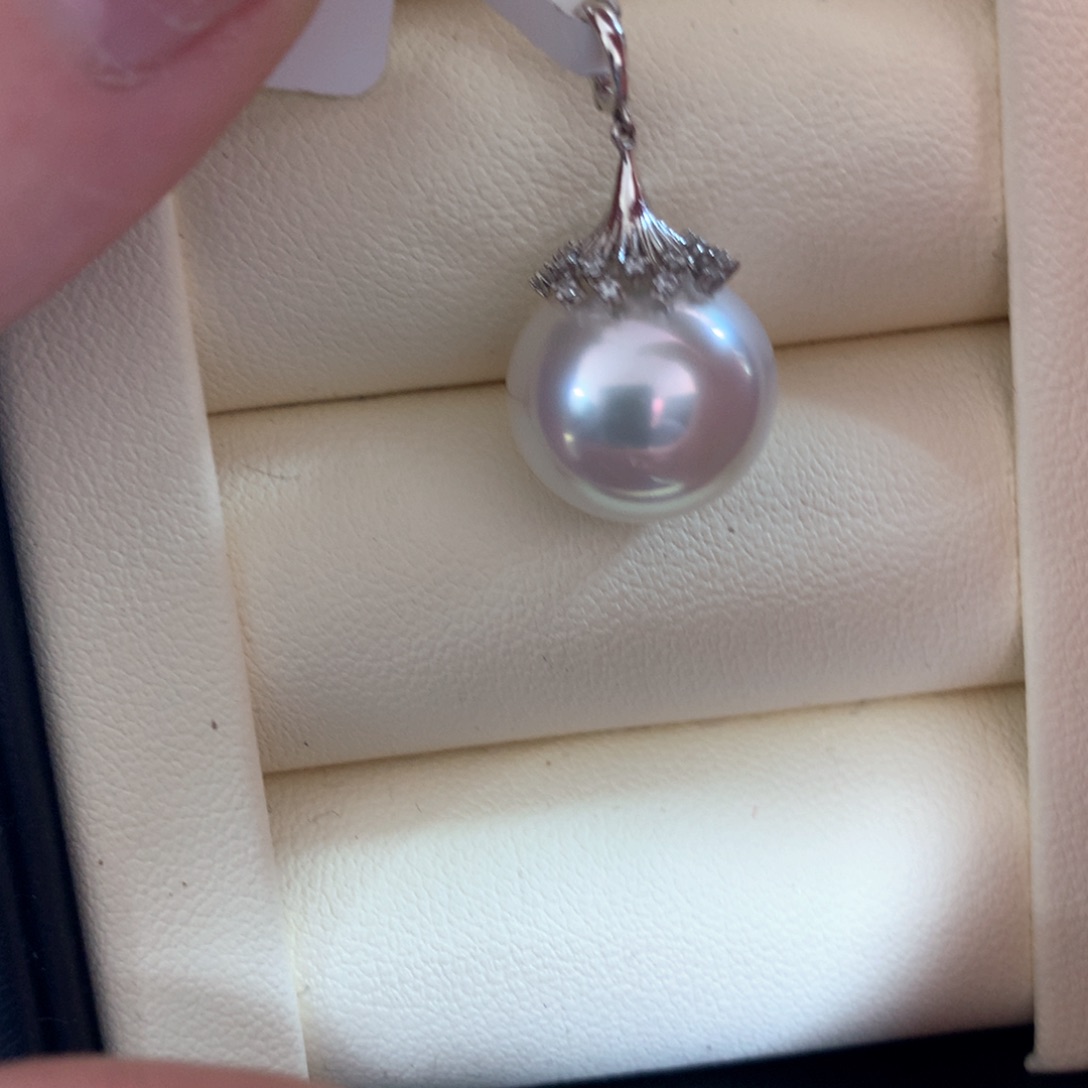 海水珍珠颈饰18K金镶嵌