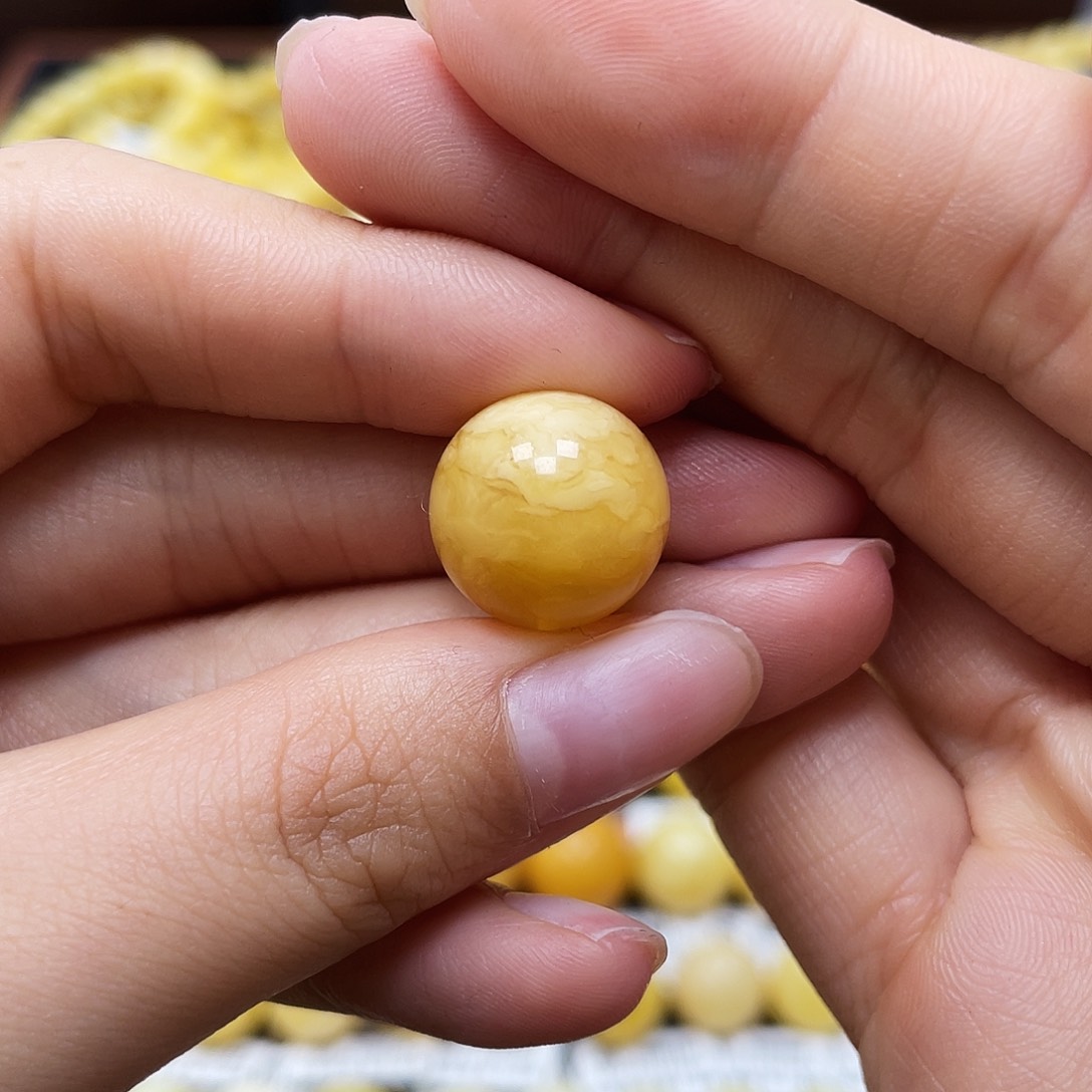 蜜蜡裸石未镶嵌圆珠14.8mm花粉