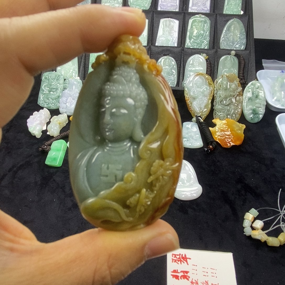 翡翠未镶嵌颈饰缅甸A货翡翠挂件