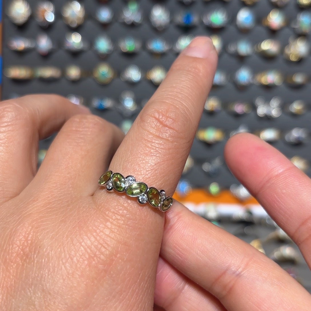 橄榄石戒指银S925镶嵌