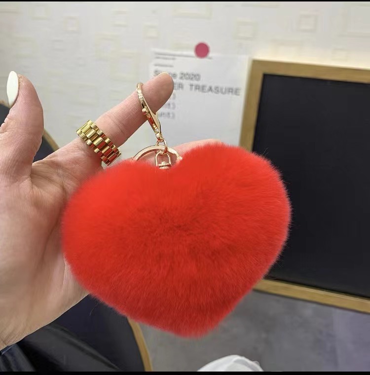 ins网红獭兔毛爱心皮草挂件可爱心形包包挂饰桃心钥匙扣七夕礼物
