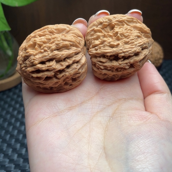 小***泡吊坠文玩核桃虎头