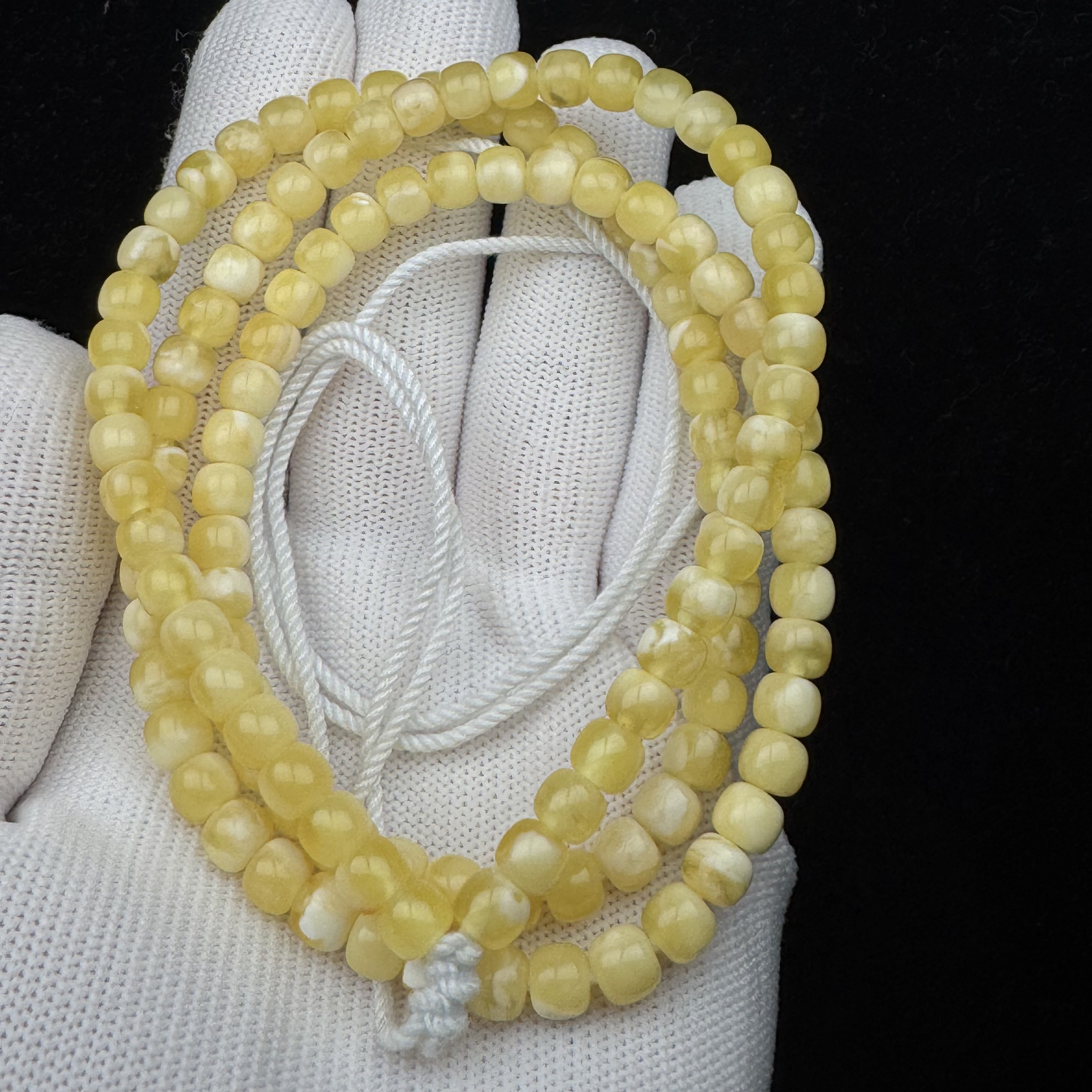 R2785天然俄料蜜蜡 108脖挂长串5.7x4.7mm13.7克抖音基地质检发货