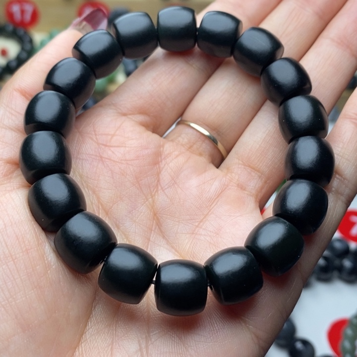 和田玉手串未镶嵌