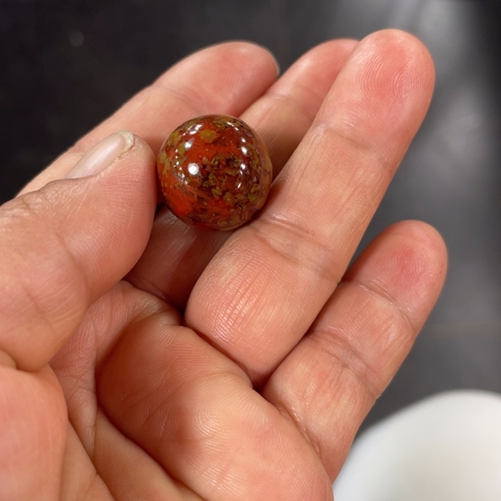 南红玛瑙珠子未镶嵌