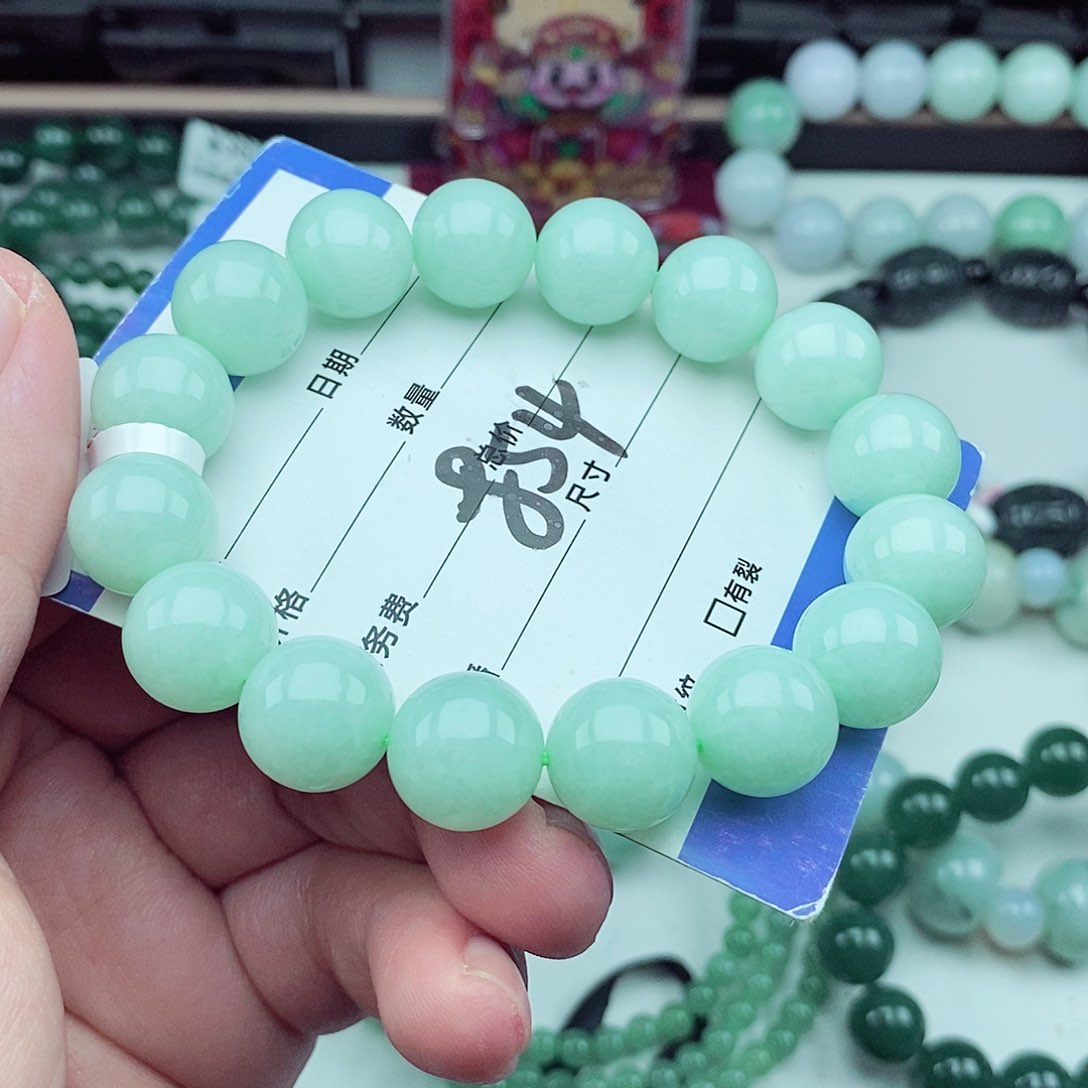 翡翠未镶嵌毛衣链