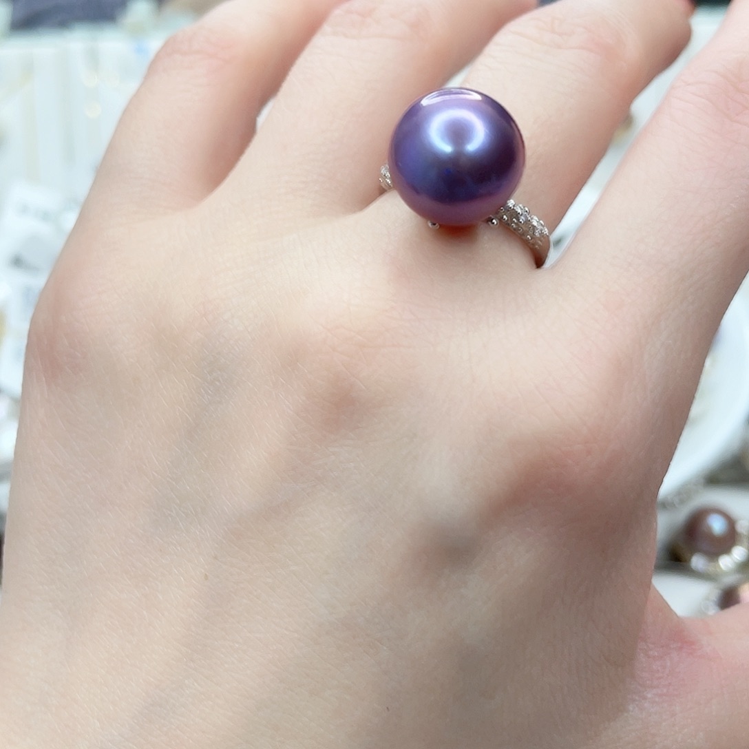 淡水珍珠吊坠(赠链)未镶嵌