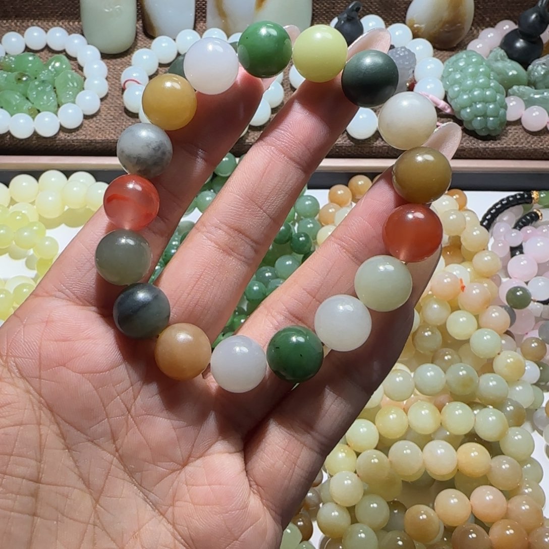 和田玉未镶嵌手链