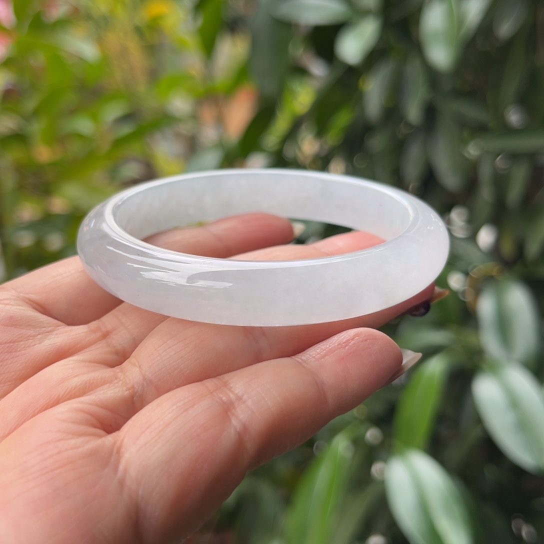 翡翠未镶嵌手镯57.5正圈