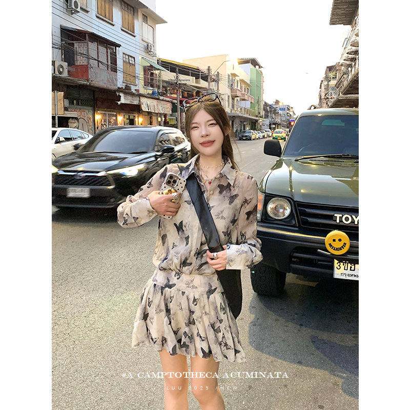 LUU桃喜儿/印花衬衫短款连衣裙女春夏宽松长袖小众薄款裙子设计感