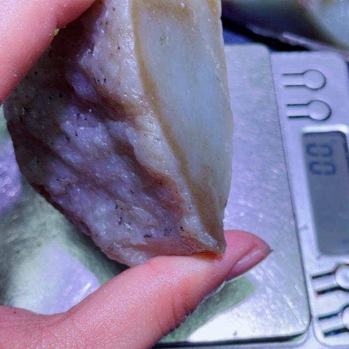 和田玉（糖玉）未镶嵌珠宝半成品