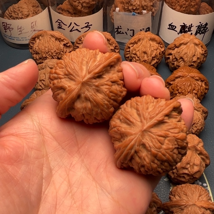 范***皮文玩核桃吊坠41全品正磨