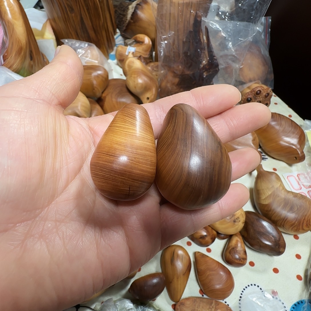 心***流柏木（崖柏）太行陈化黑油闻香型吊坠