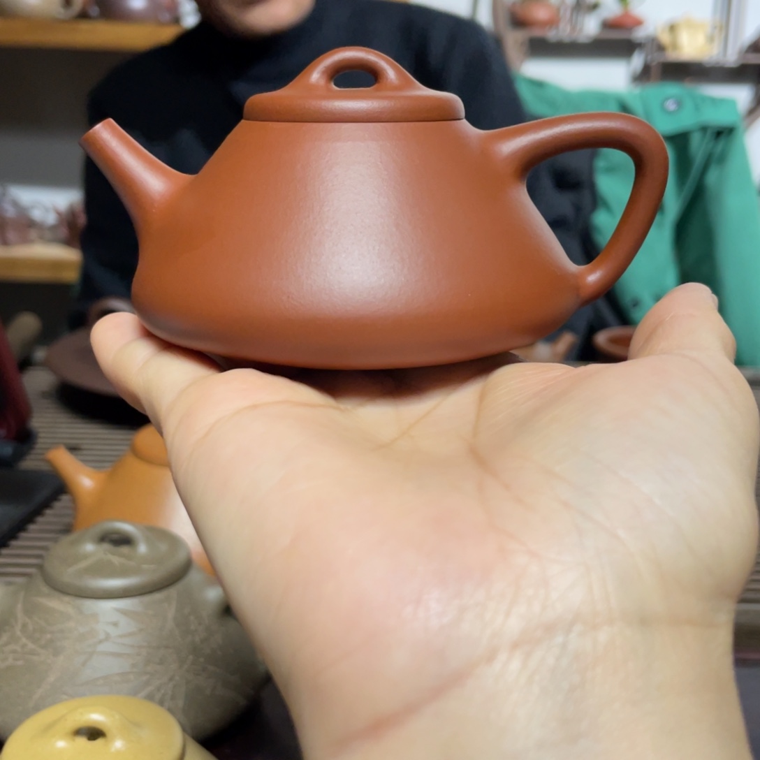 紫砂茶壶朱泥子冶石瓢140CC