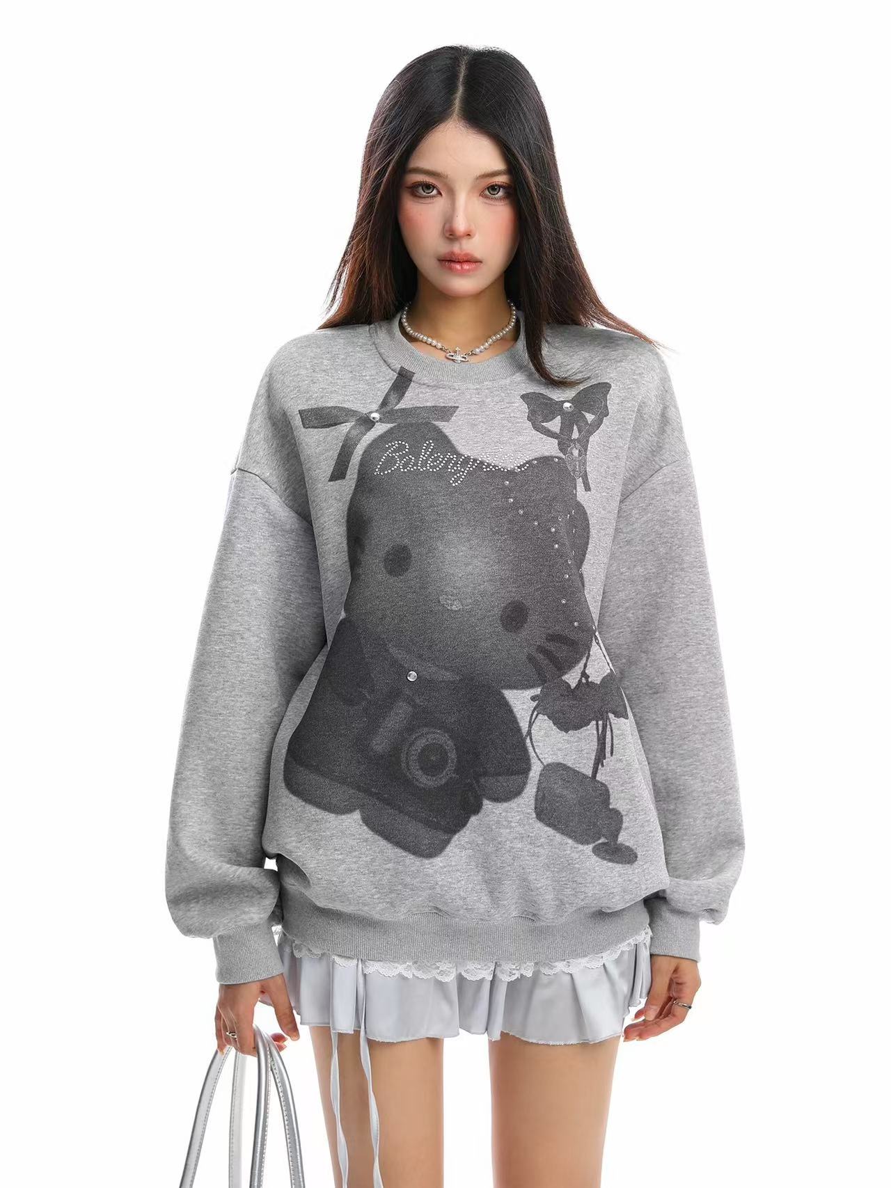 B26-2-4两色“相机kitty”圆领卫衣（3039）