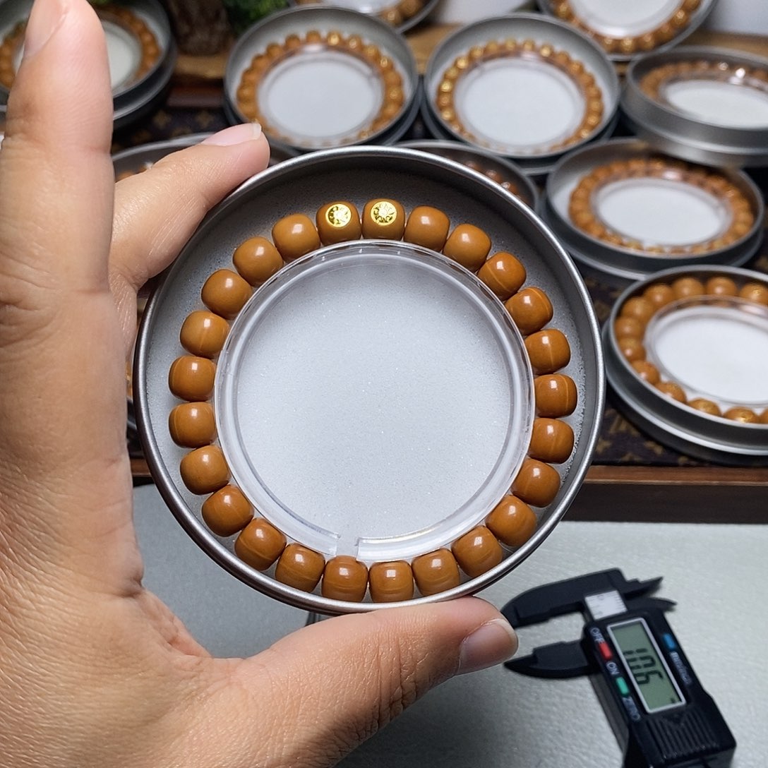 猴头核桃手串37号双标小老型9+左右