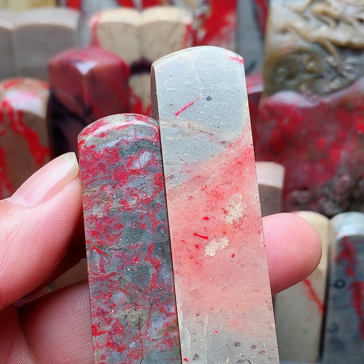 昌化石昌化鸡血石