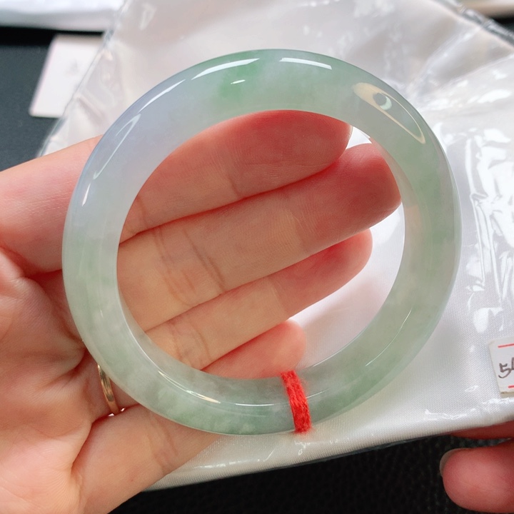 翡翠手镯未镶嵌54.8正