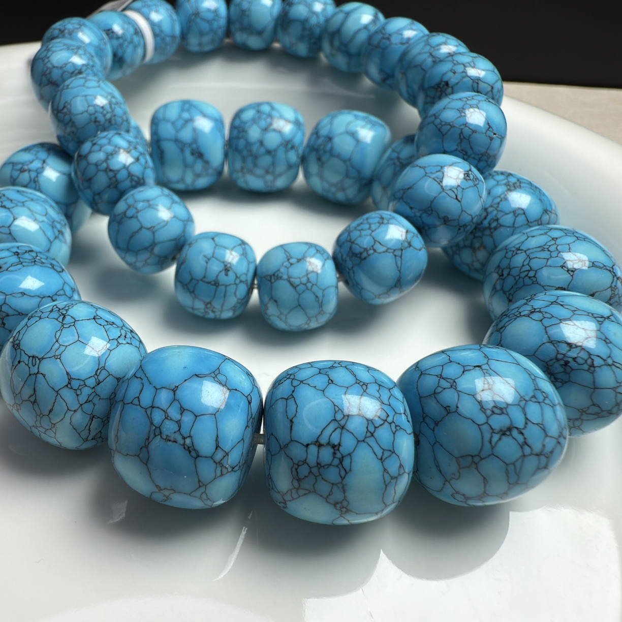 湖北珍藏级纯手打磨蓝色花手链12-16mm