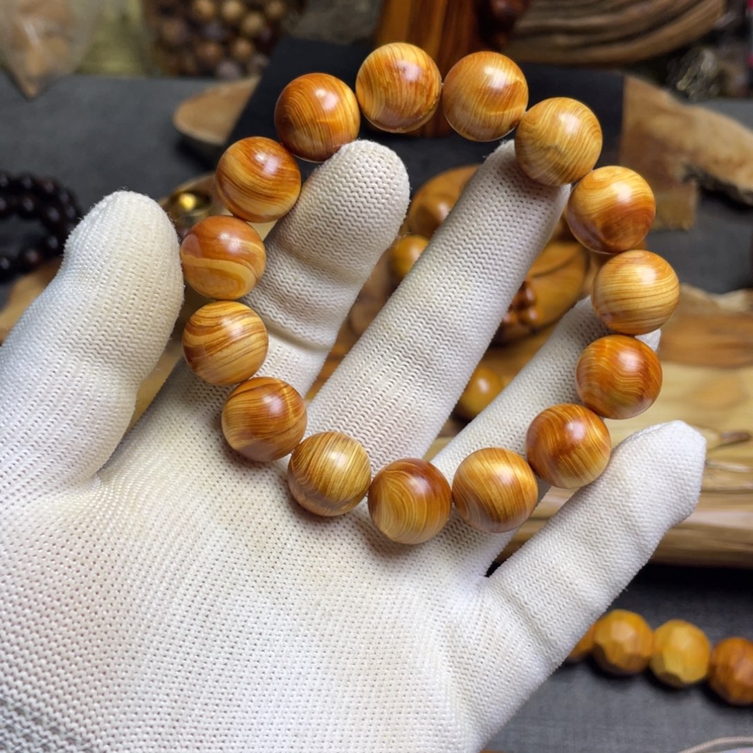 柏木（崖柏）太行1.5闪电