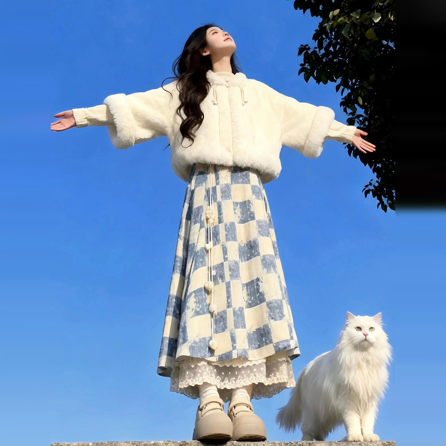 2025新款韩系高级感温柔针织连衣裙子女秋冬季小个子收腰长裙套装