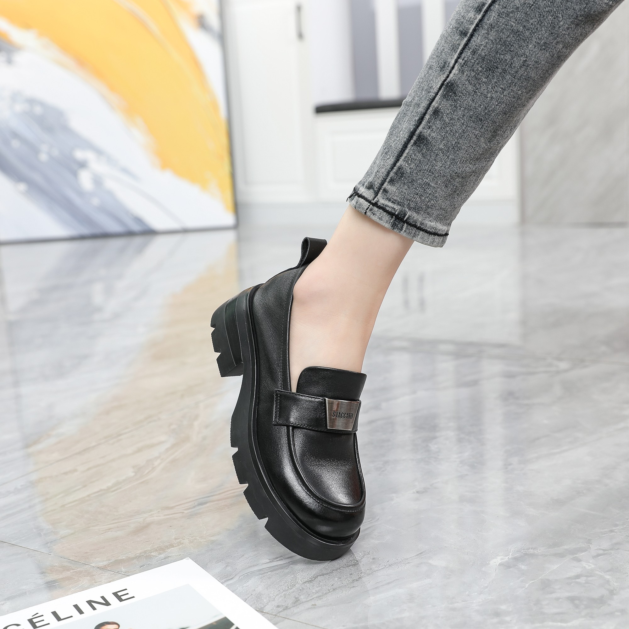 9606头层牛皮新款时尚舒适休闲百搭轻质软底透气英伦风乐福鞋女款