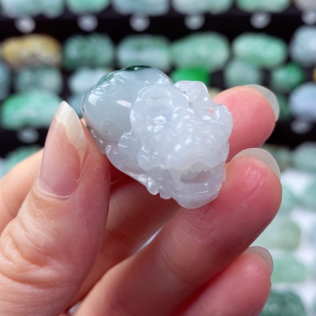 翡翠颈饰未镶嵌天然