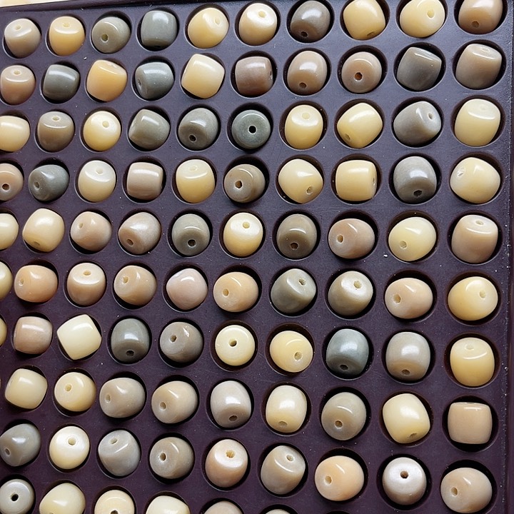 白玉菩提吊坠瑕疵11-10莫兰迪直切50颗卡灯牌宠60颗