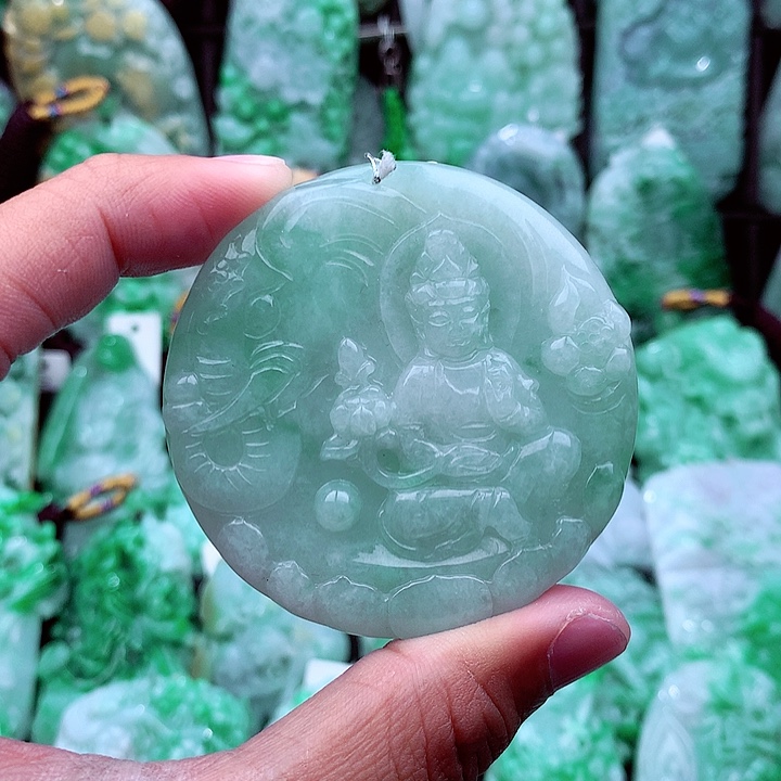 翡翠吊坠(不含链)未镶嵌