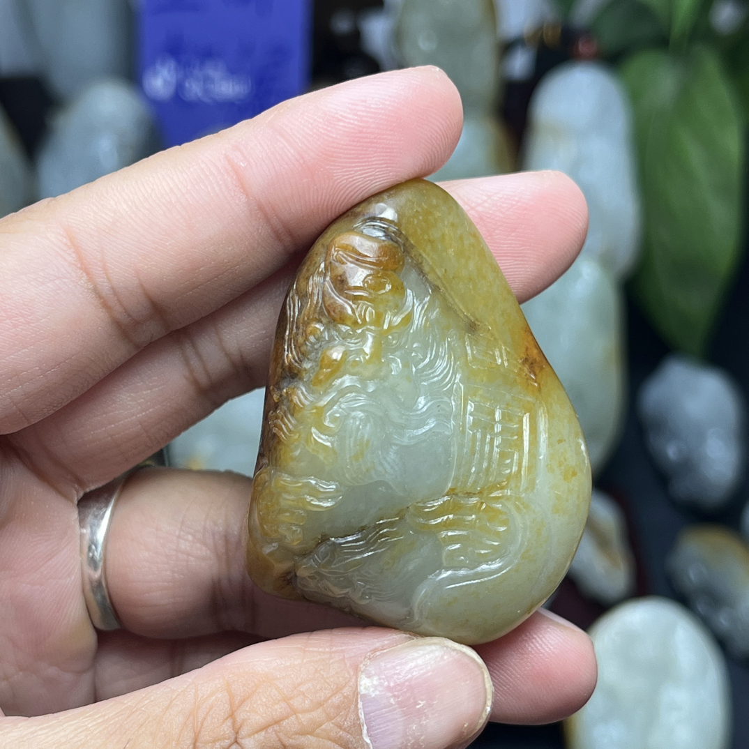 钟馗细肉，红皮带沁色