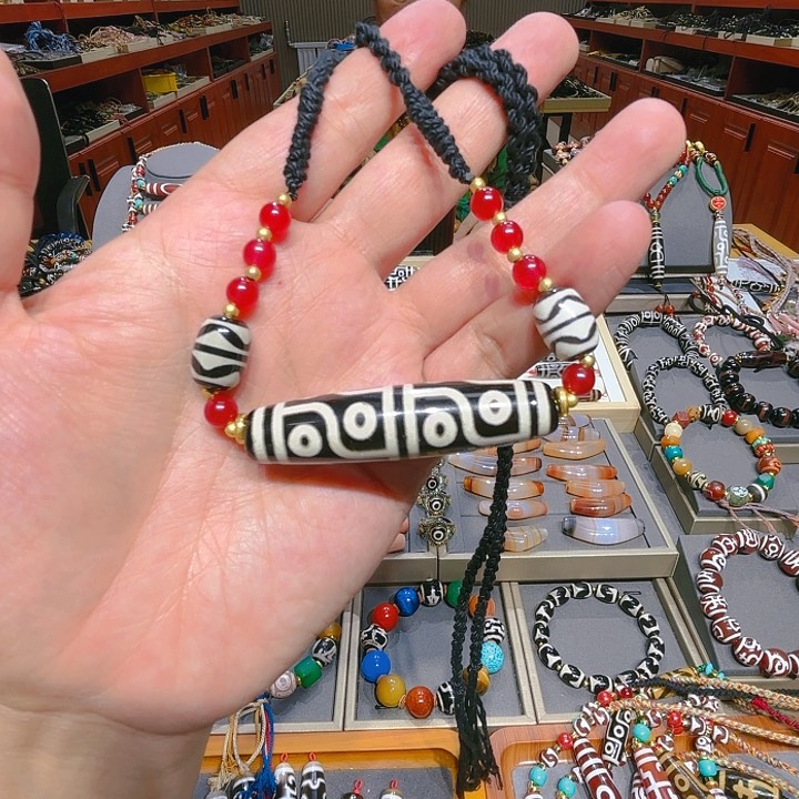 未镶嵌玛瑙/玉髓珠宝奇石