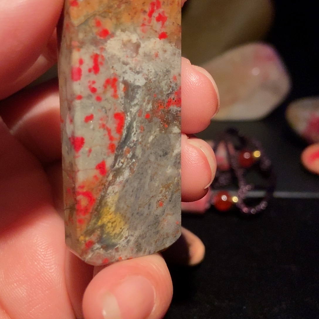 昌化鸡血石品质好挂件