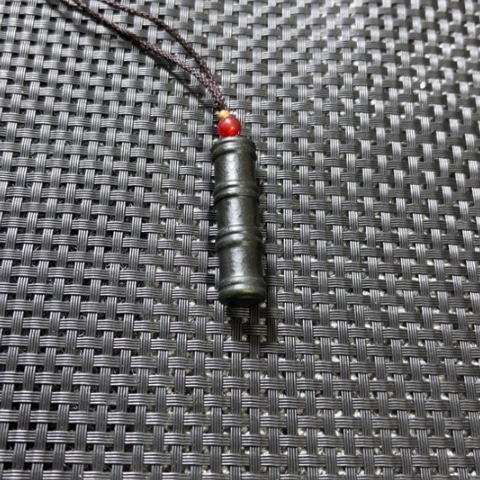 和田玉颈饰未镶嵌龙*在