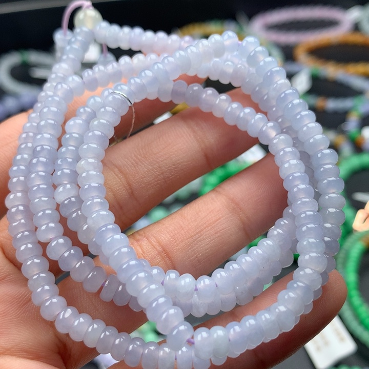 翡翠手镯未镶嵌卡